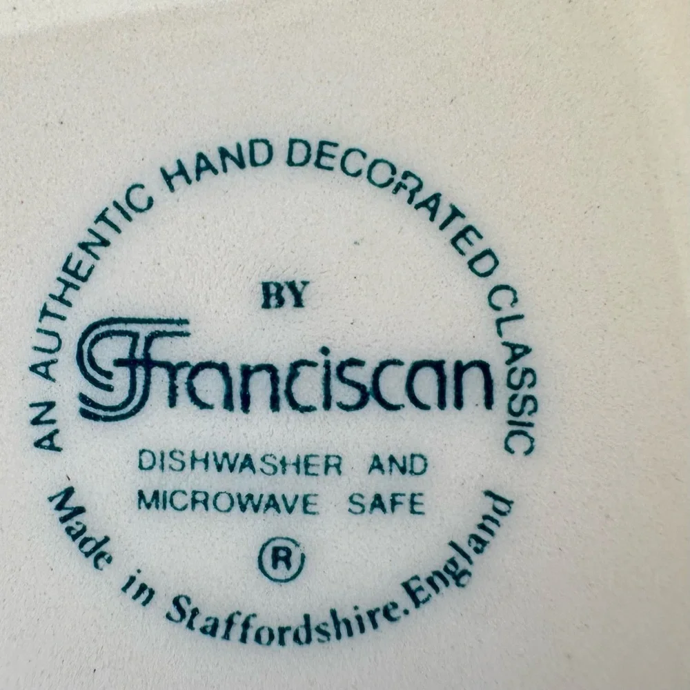 SET of 2 VTG Franciscan‎ Desert Rose dinner plates 10.75 ENGLAND